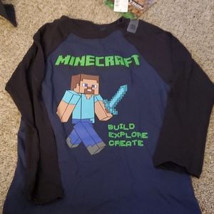 Nwt minecraft long sleeved shirt